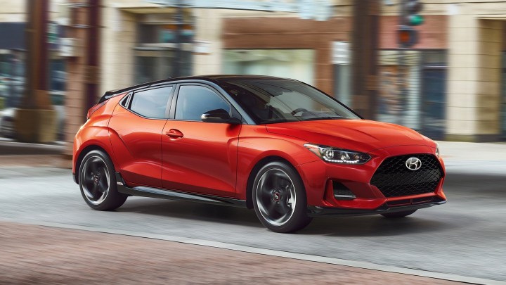 Hyundai Veloster hatchback 2021