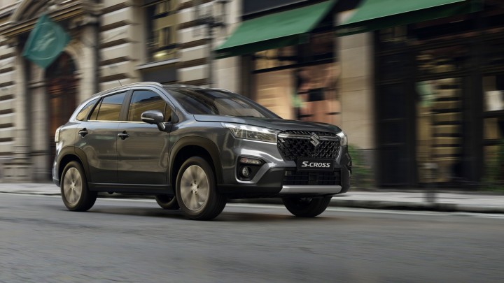 2022-Suzuki-S-Cross-3