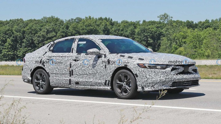 2024-honda-accord-side-view-spy-photo