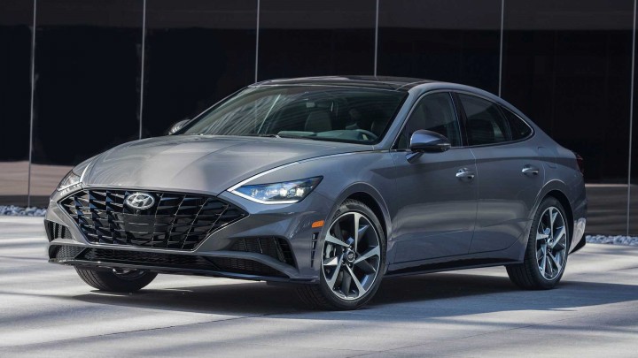 hyundai-sonata-dau-xe
