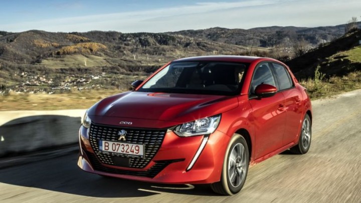 peugeot-208-4