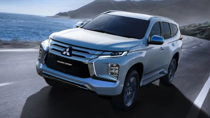 van-hanh-Mitsubishi-Pajero-Sport-2020