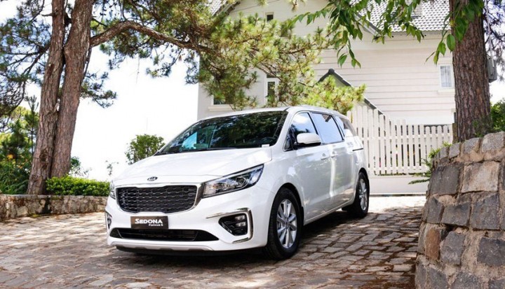 kia-sedona