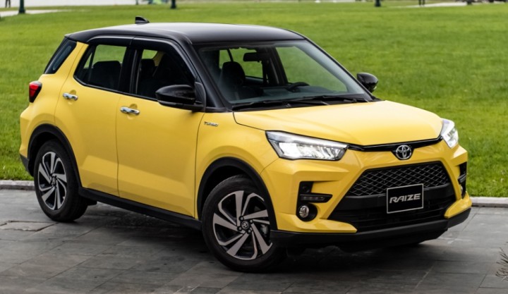 toyota raize va kia sonet