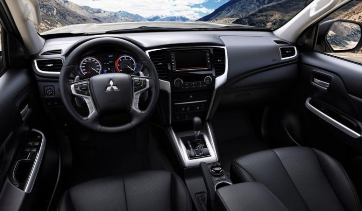 Mitsubishi-Triton-2019-at-premium-viet-nam-tuvanmuaxe-15