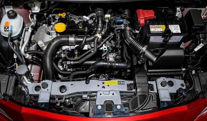 All-new-Nissan-Almera-s-1-0-liter-Turbo-02.jpg.ximg.l_12_m.smart