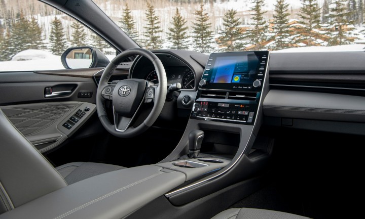 2021-Toyota-Avalon-3