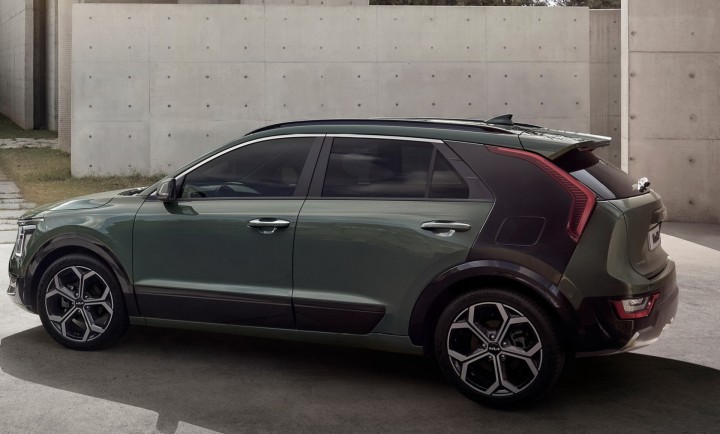 2023-Kia-Niro-2