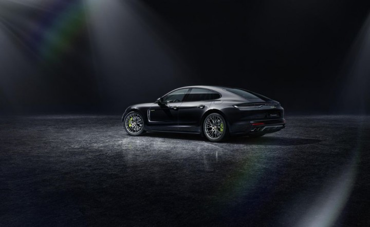 2022-panamera-platinum-edition-107-1636388112