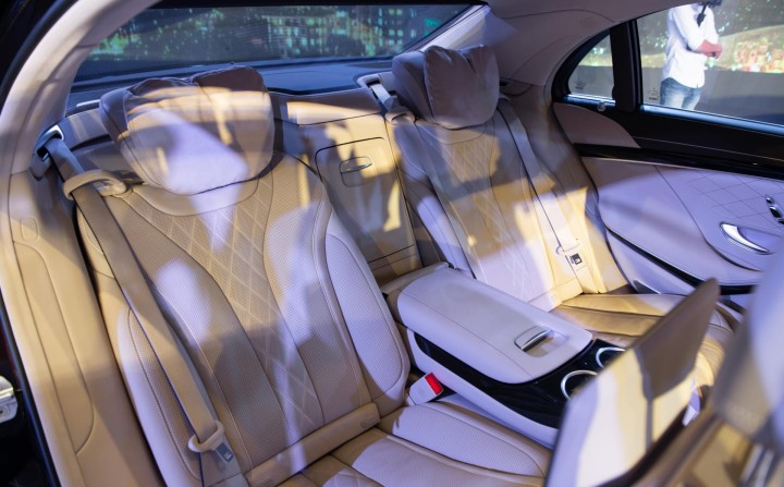 4334152_Mercedes_S-Class_2018_Xe.tinhte.vn-1692
