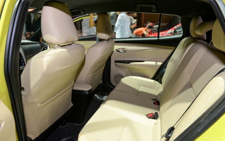 khoang-hanh-khachToyota-Yaris-2020