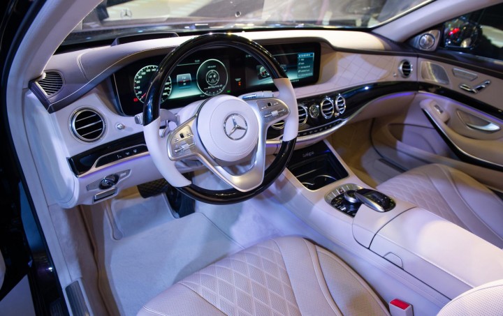 4334155_Mercedes_S-Class_2018_Xe.tinhte.vn-1700