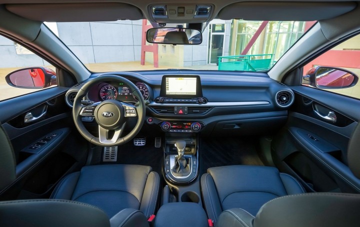 noi-that-kia-cerato-68311