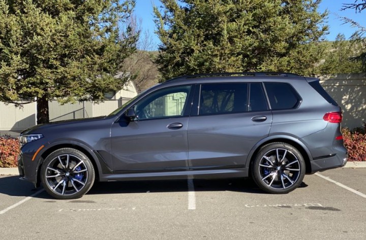 BMW-X7-M-Sport-05