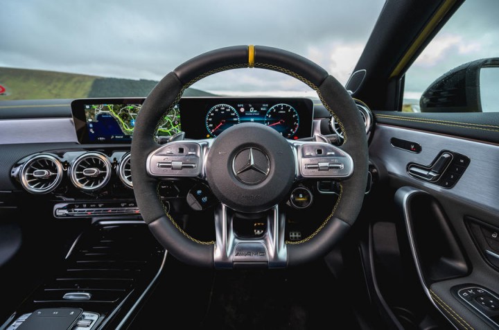 mercedes-a45-amg-tien-ngh