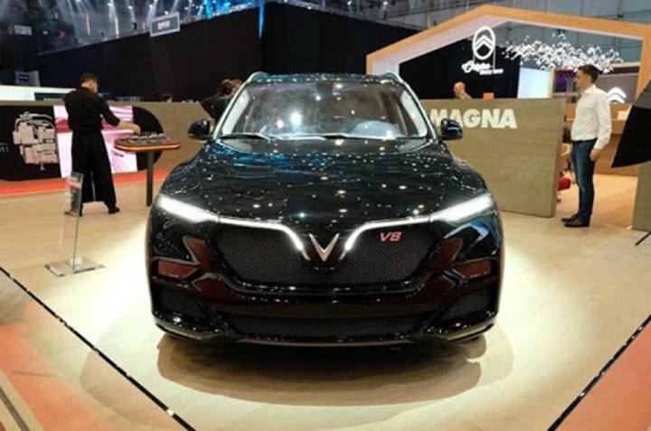 gia-xe-vinfast-lux-v8-2020