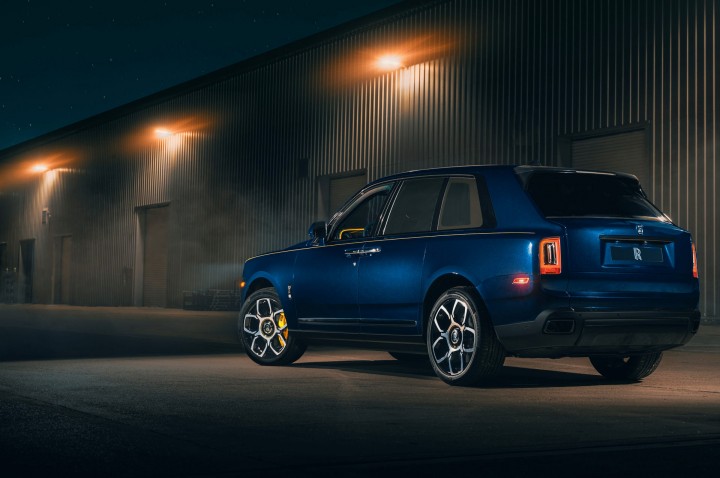 Rolls-Royce-Cullinan-BlacRolls-Royce-Cullinan-Blac