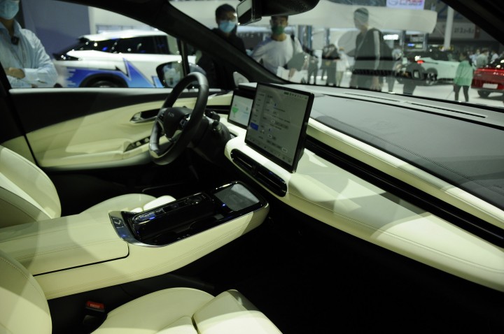 GAC-Aion-LX-Plus-8