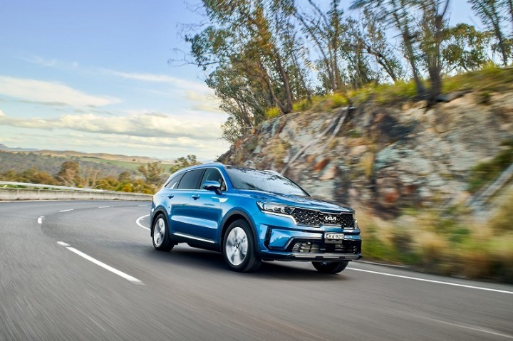 xehay-sorento-phev-121021-3