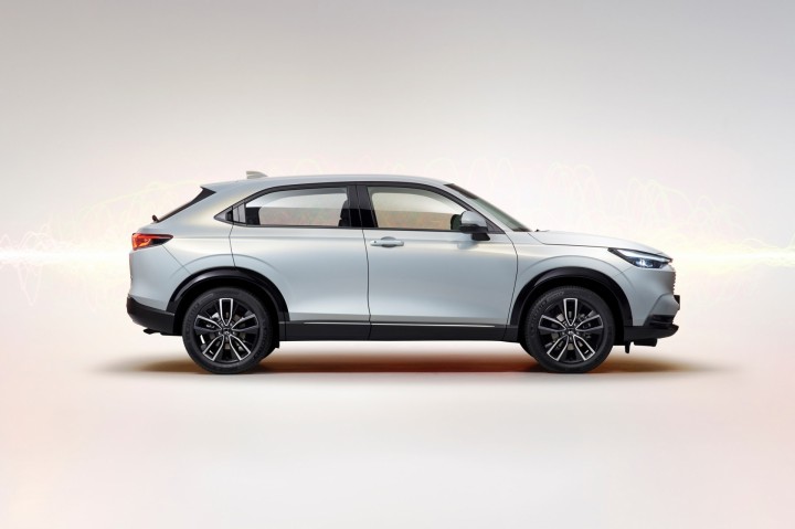 2021-honda-hr-v-ehev-europe-1