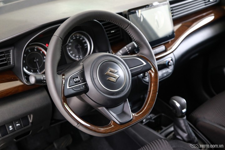 noi-that-suzuki-ertiga-91163