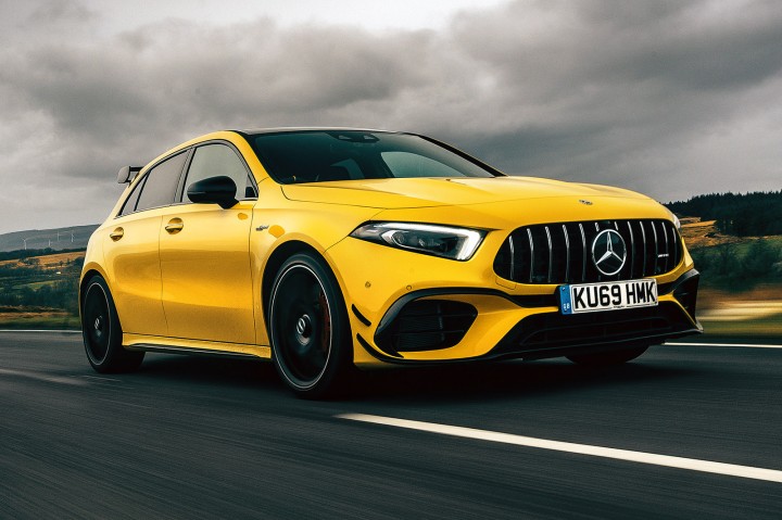 mercedes-a45-amg-ngoai-th