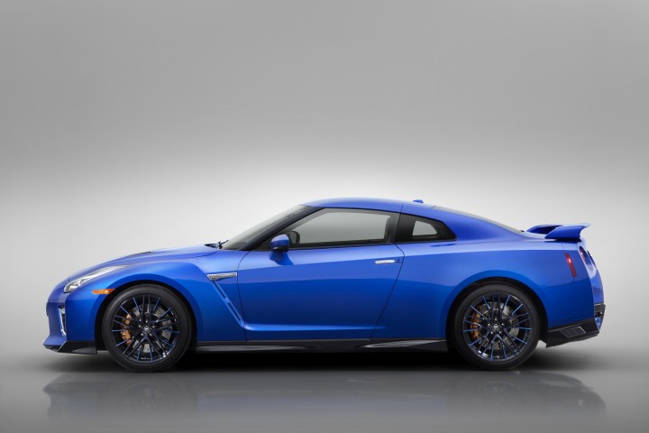 2020-nissan-gt-r-50