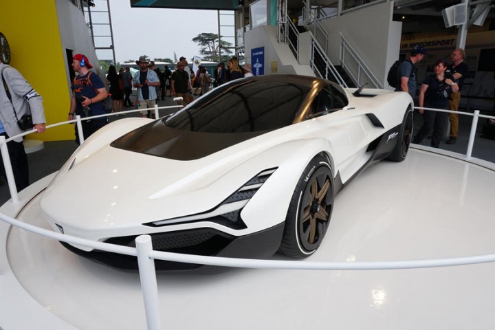 907716
