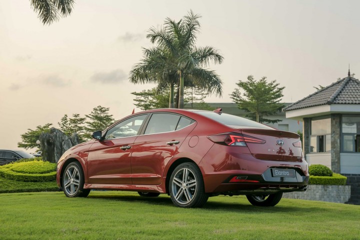 elantra-sport-2019---8