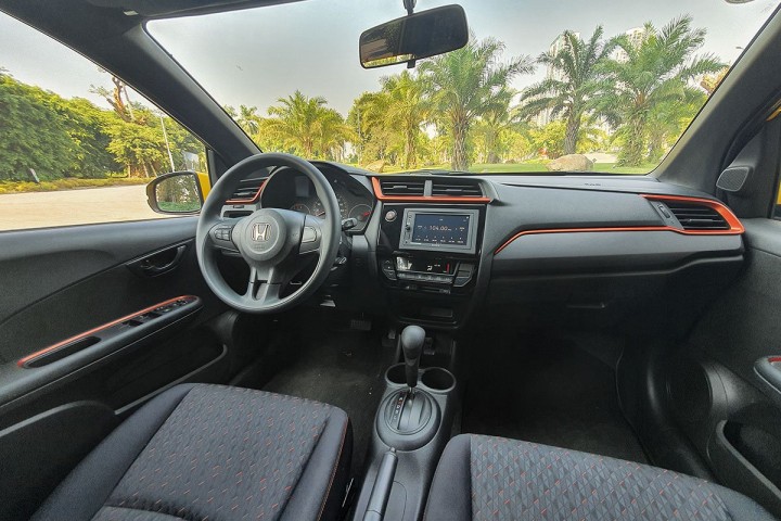 thiet-ke-khoang-lai-noi-that-honda-brio-2020