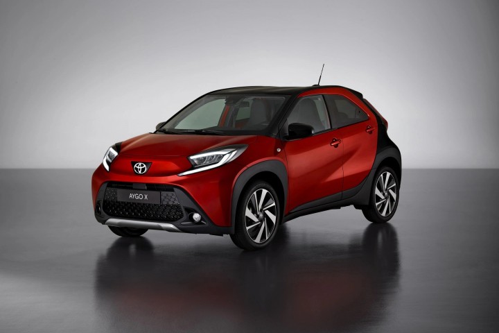 toyotaaygoxchilired1-crop-1636107171404