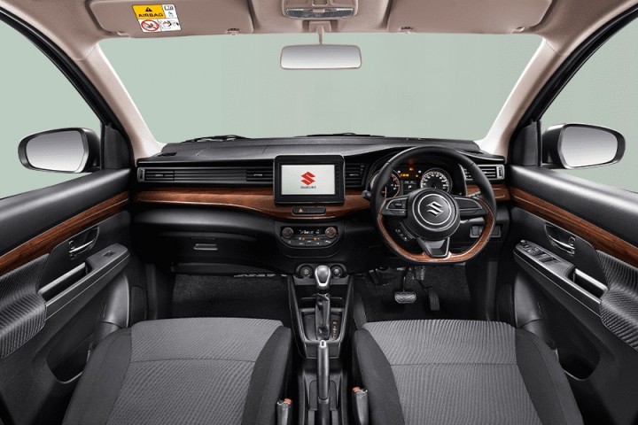 khoang-lai-Suzuki-Ertiga-