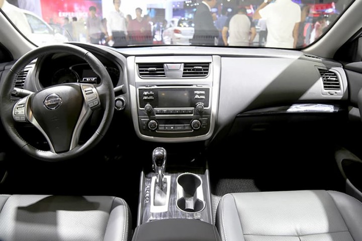 tien-nghi-Nissan-Teana-2020