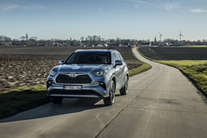 2021-Toyota-Highlander-19