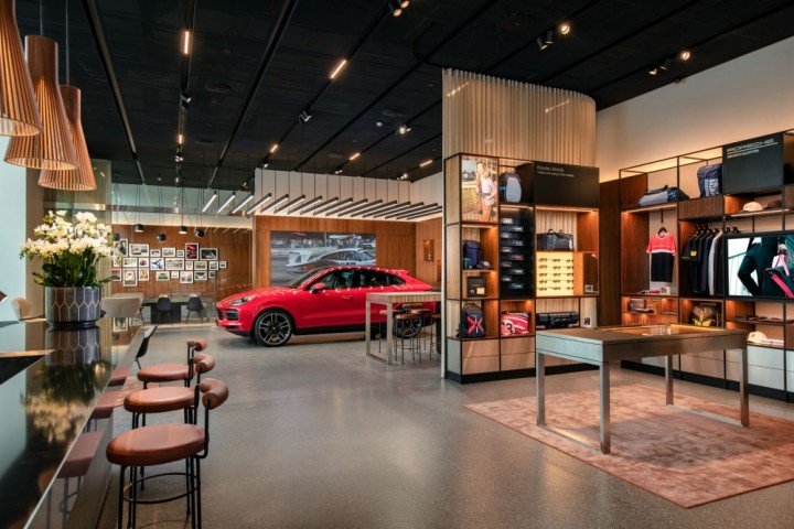 Porsche-Studio-Hanoi-04Porsche-Studio-Hanoi-04