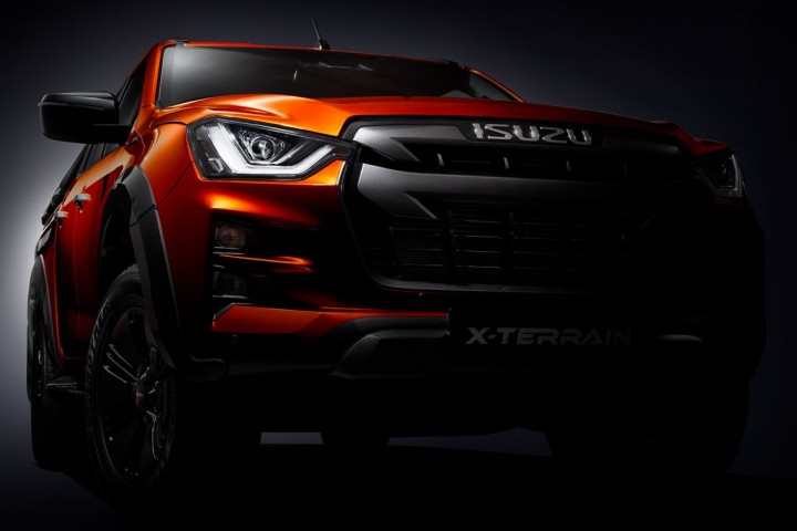 2021-Isuzu-D-Max-01