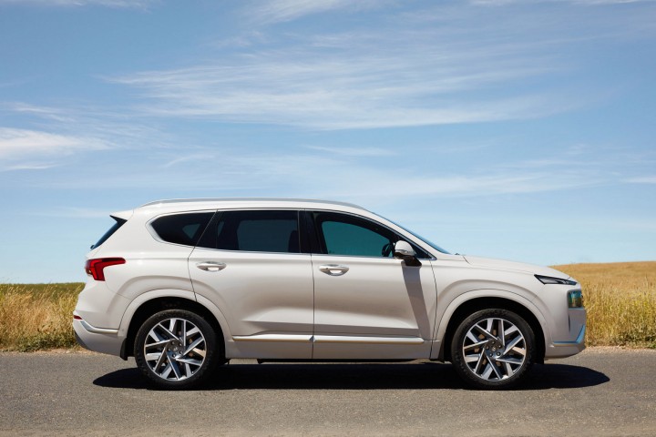 2021-Hyundai-Santa-Fe-042021-Hyundai-Santa-Fe-04
