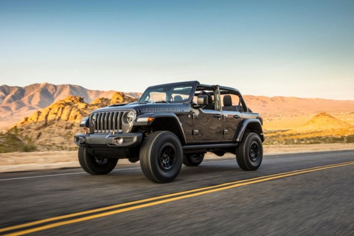 Jeep Wrangler được trang bị tùy chọn Half-Doors đậm chất off-road