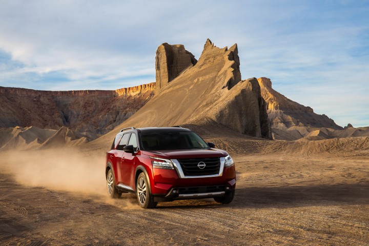 2022-Nissan-Pathfinder-11