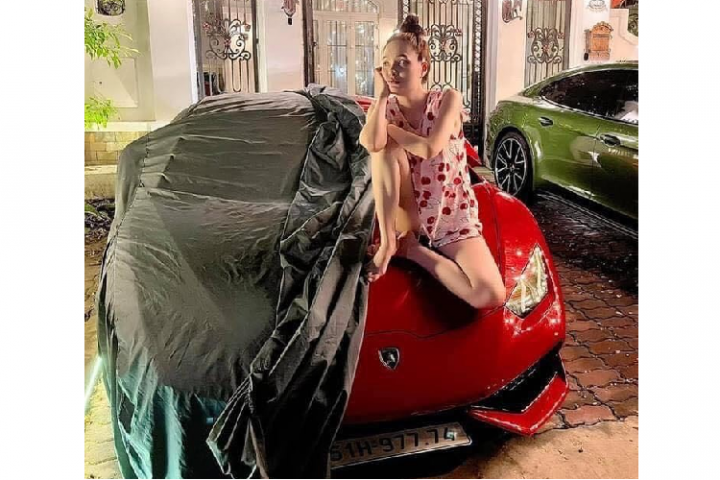 tang-chong-lamborghini-di-bang-nhan-qua-porsche-taycan-85-ty-Hinh-2