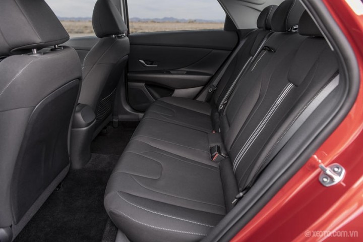 noi-that-hyundai-elantra-23273