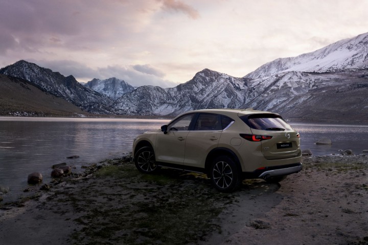 2022-Mazda-CX-5-facelift-36-32-8343-1467-1632888270