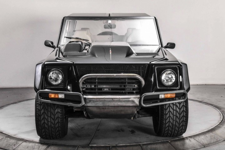 1989-lamborghini-lm002-bat-auction-7