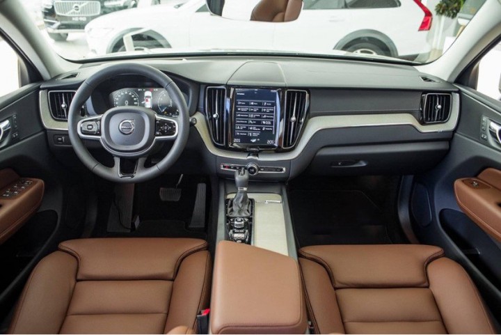 khoang-lai-Volvo-XC60