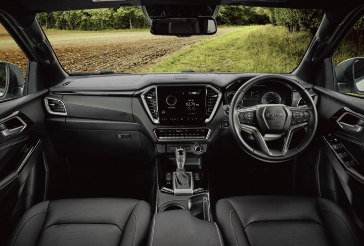 2021-isuzu-d-max-uk-9