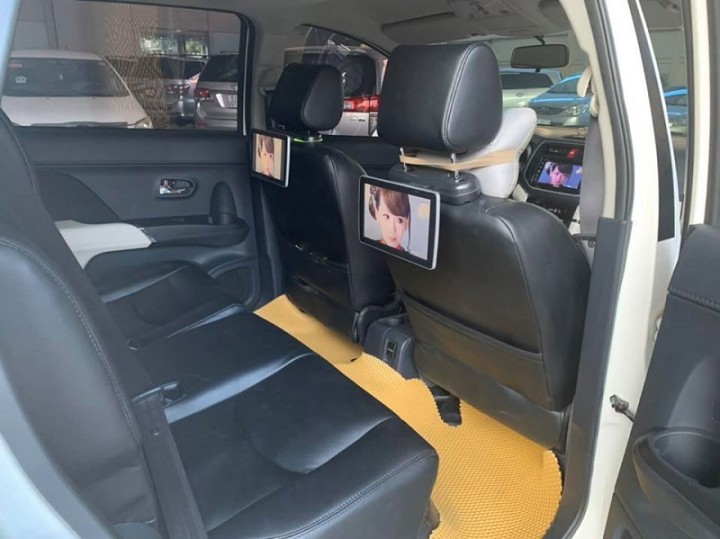khoang-hanh-khach-Toyota-