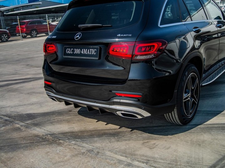 mercedes-benz-glc-300-4matic-11