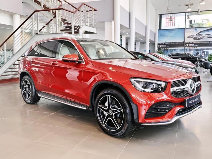 thông số kỹ thuật glc 300 4matic