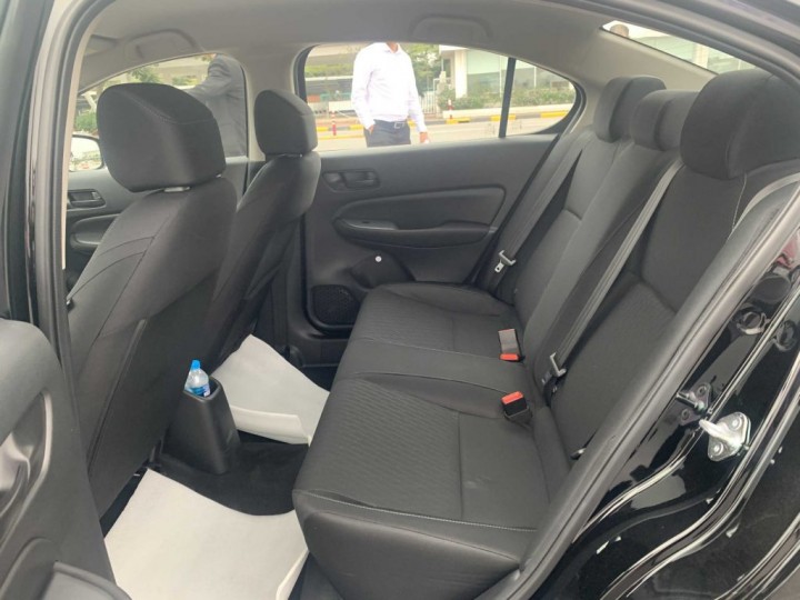 hang-ghe-sau-honda-city-1-5-g-2021-095618