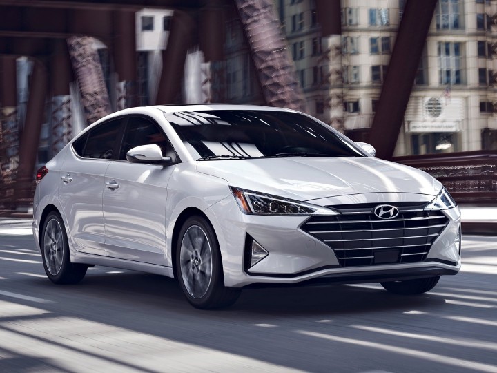 hyundai-elantra-1047